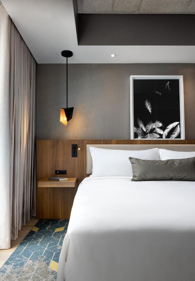 Humaniti Hotel Montreal, Autograph Collection Exteriör bild
