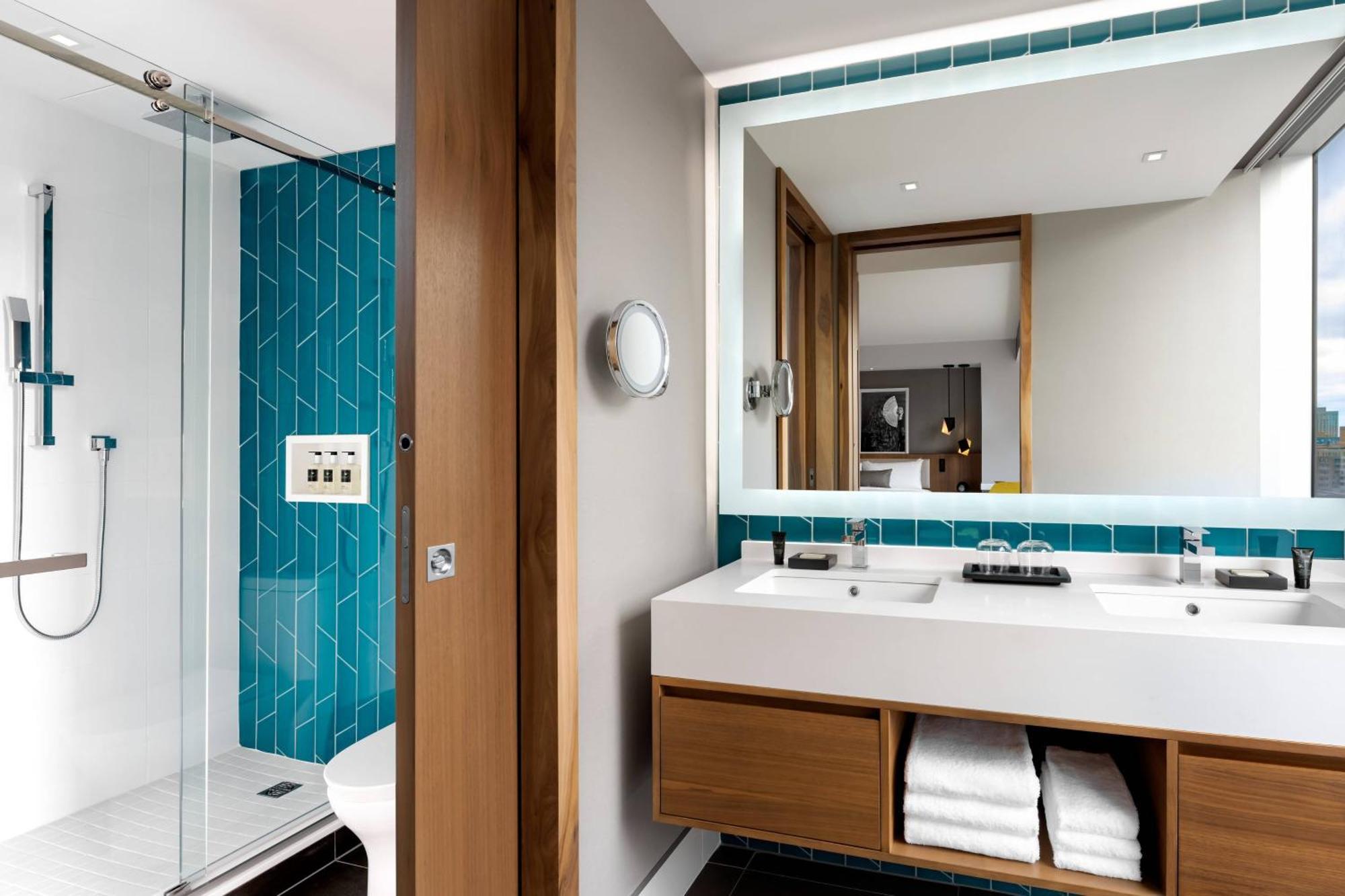 Humaniti Hotel Montreal, Autograph Collection Exteriör bild