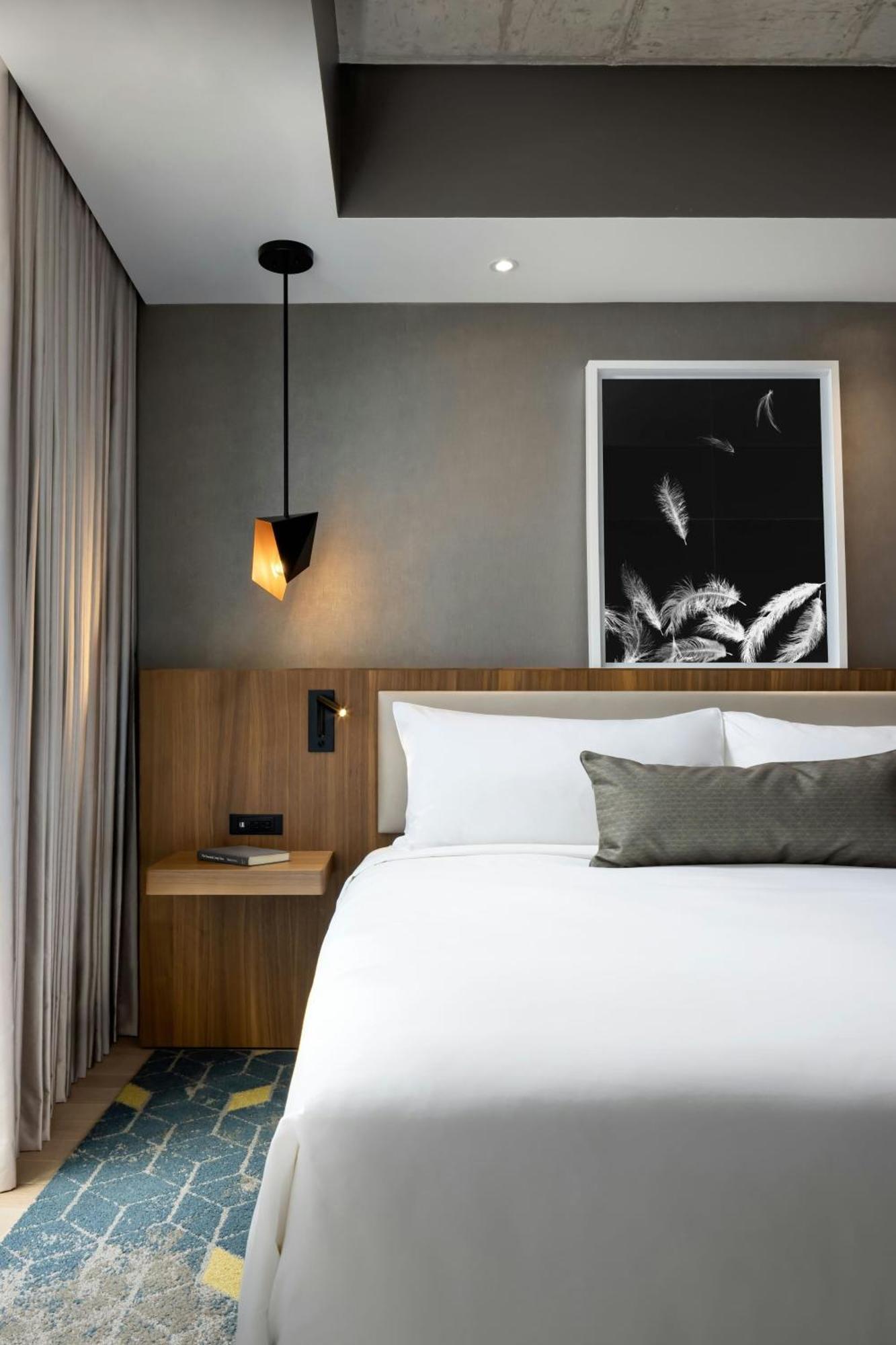 Humaniti Hotel Montreal, Autograph Collection Exteriör bild